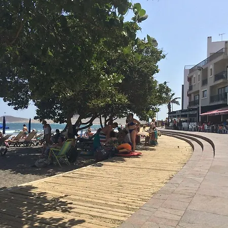 Townhouse Arenas Del Mar بيت ضيافة